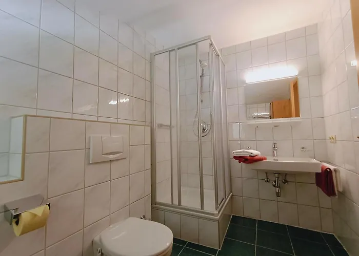 Manuela, Apartman Tux